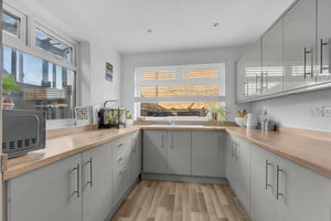 Photo 16- click for photo gallery